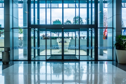 Porte de Magasin