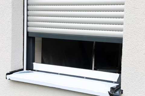 Volet Roulant Fenêtre / Velux